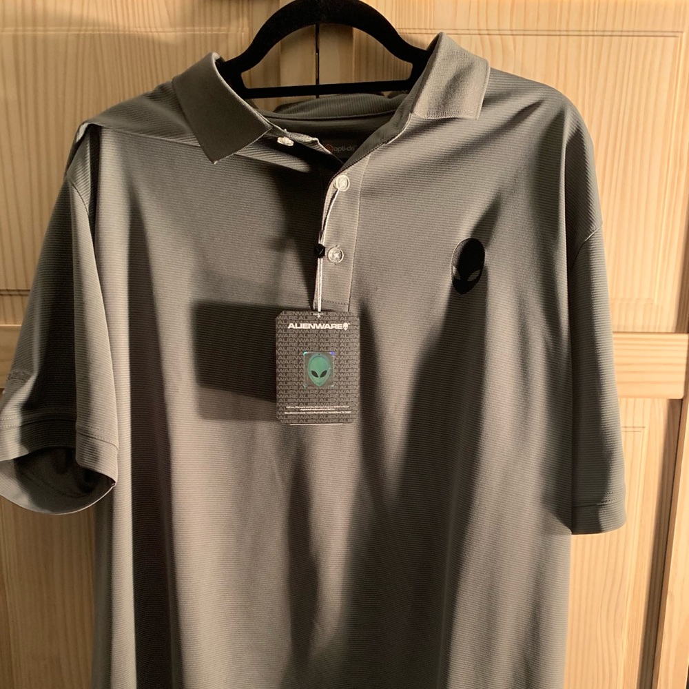 Alienware gray shirt sleeve shirt. Brand new